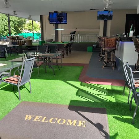 Oasis Hostel & Bar Karon Exterior photo