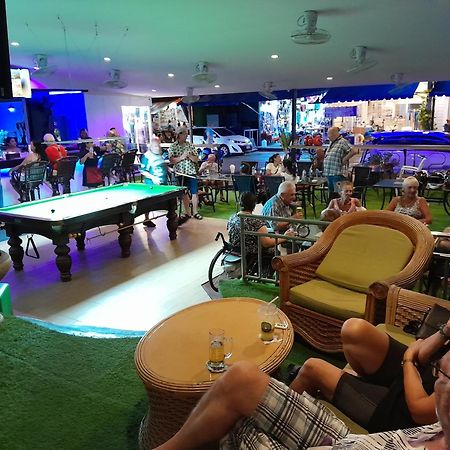 Oasis Hostel & Bar Karon Exterior photo