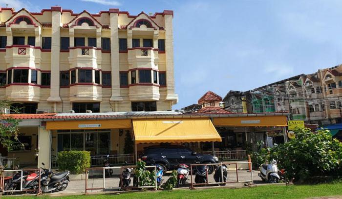 Oasis Hostel & Bar Karon Exterior photo